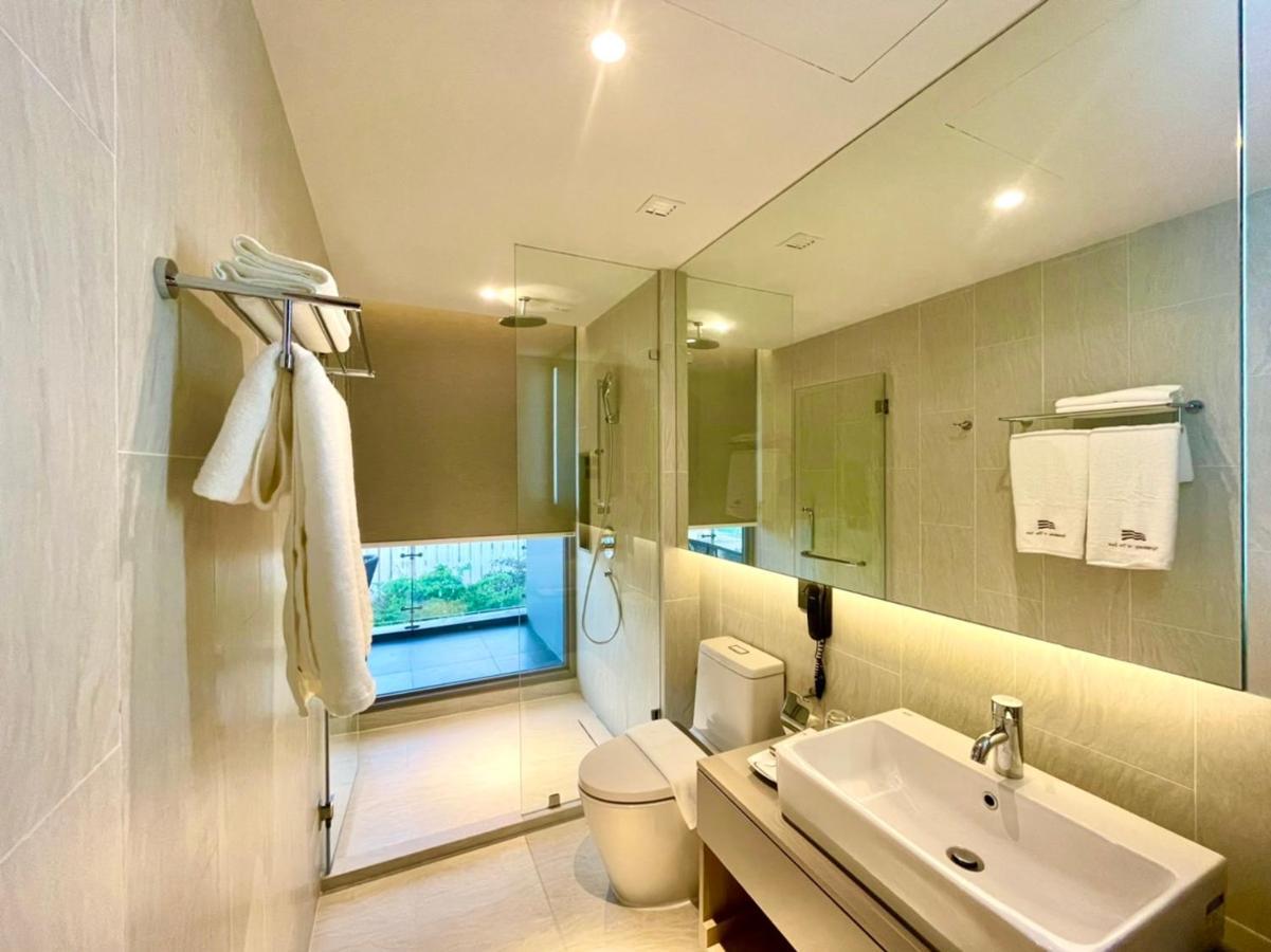 Symphony Of The Sea Hotel Bangsaen Exterior foto